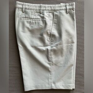 Men’s FootJoy golf shorts